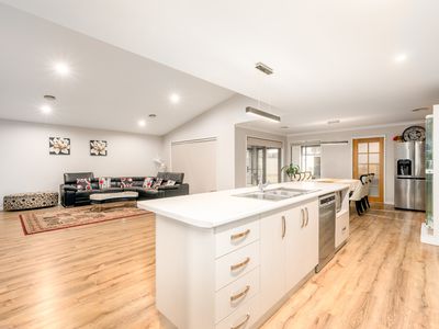 43 Malmsbury Crescent, Kialla