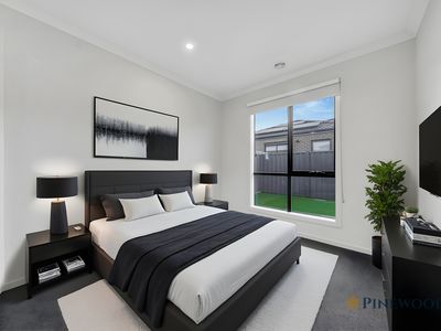 32 camus road, Beveridge