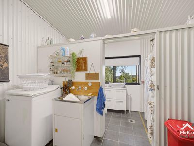 14913 Pacific Highway, Possum Brush