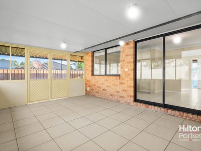6 Warrina Place, Glendenning
