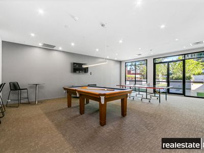 32 / 172 Railway Parade, West Leederville