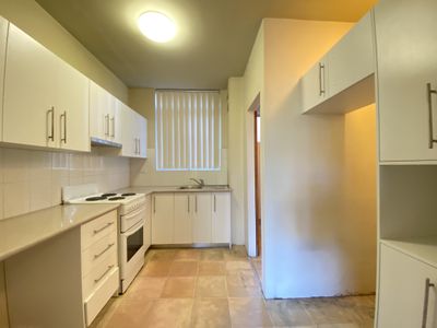 6/4-6 Park Avenue, Westmead