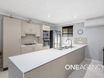 13 Chanel Pl, Durack