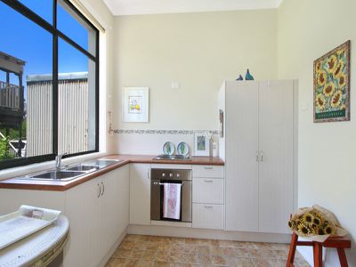 10 Sixth Avenue, Port Kembla