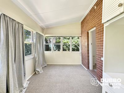 54 Sterling Street, Dubbo