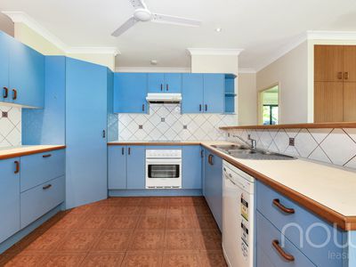 5 Wodyetia Close, Durack