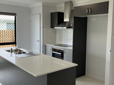 7 Arkhurst Street, Bushland Beach