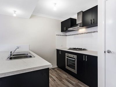 17 Persian Street, Eglinton