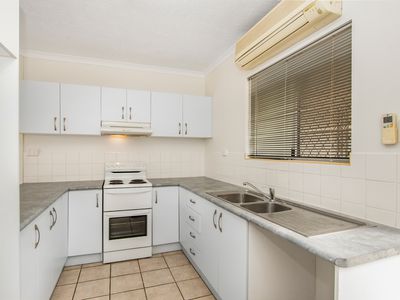 4 / 84 Mitchell Street, North Ward