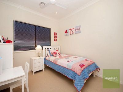 14 Sheoak Circuit, Douglas