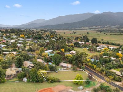 1 Drummond Street, Tawonga