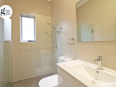 12 Flemington road, Homebush West