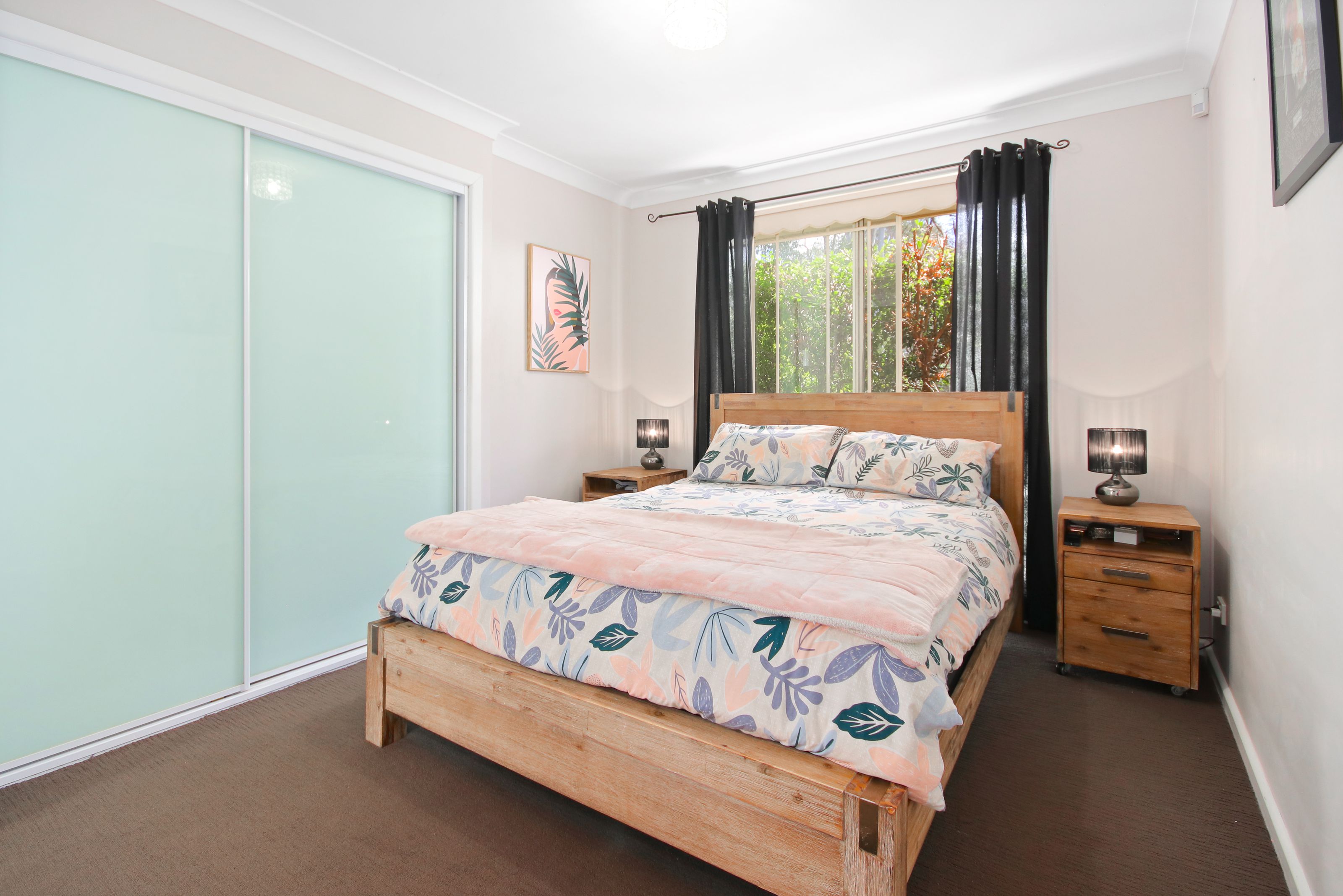 6 The Avenue, GLENMORE PARK