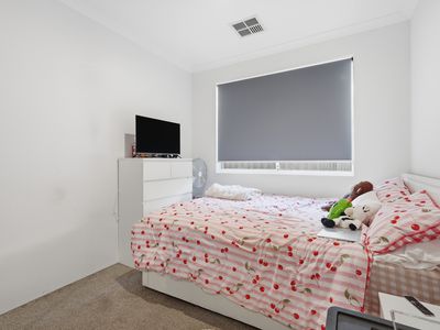 12 Pavarotti Vista, Hammond Park