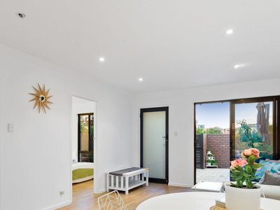 4 / 58 Hastings Street, Scarborough