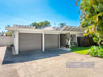 2 / 1 Boondoon Crescent, Ocean Shores
