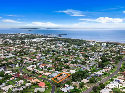 5 Deloraine Avenue, Urangan