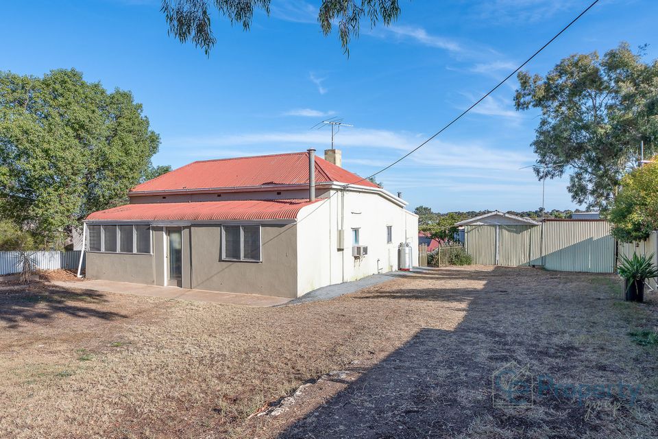 6 Shearer Street, Mannum