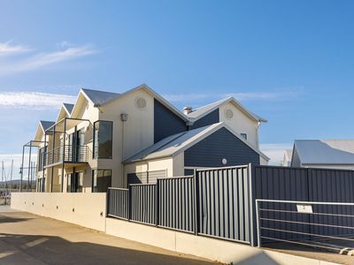1 Seaport Boulevard, Launceston