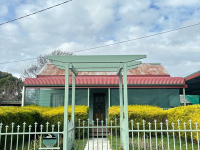 40 Oak Street, Seymour