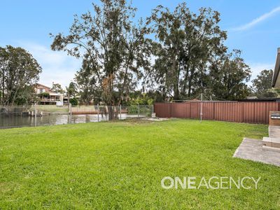 7 Oaks Avenue, Kanahooka