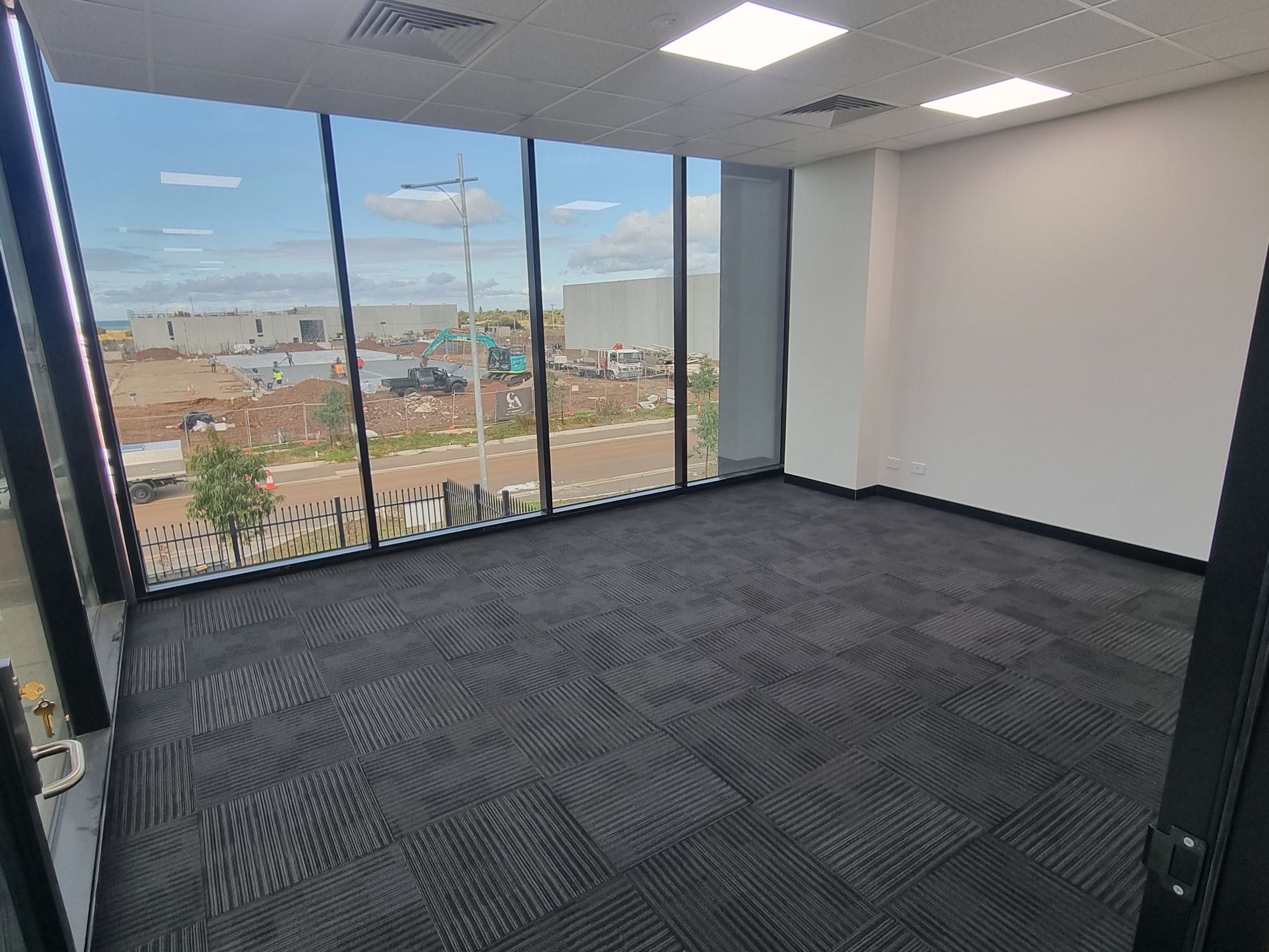 1 / 6 Literary Way, Williamstown