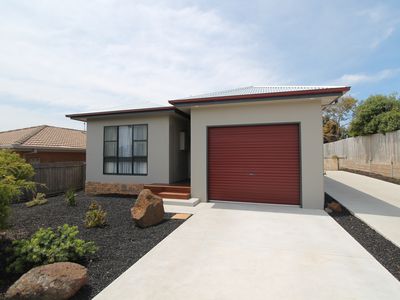 1 / 6 Henry Street, Warrnambool