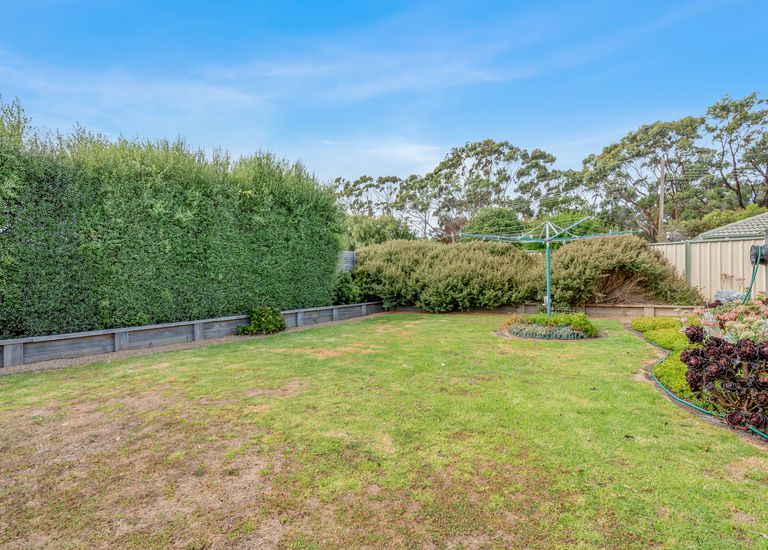 16 Webb Court, Portland