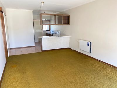1 / 51 Morris Road, Hoppers Crossing