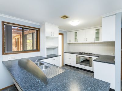 35 Wettenhall Circuit, Calwell