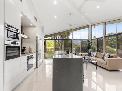 21 Greenwood Crescent, Samford Valley