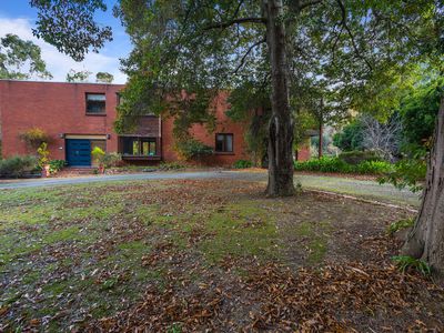 2 Childers Road, Mount Macedon