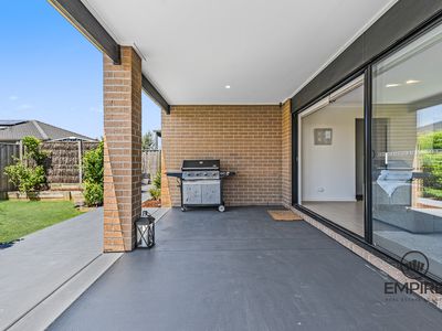 9 Blundy Boulevard, Clyde North