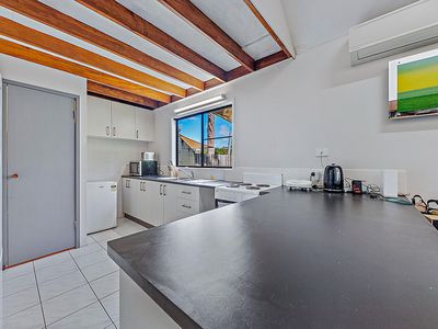 3 / 4 Border Drive, Cannonvale