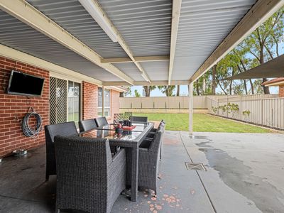 10 SLICE COURT, West Wodonga