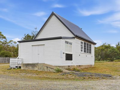 8-10 Royal George Road, Royal George