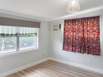 27 Queen Street, Forbes