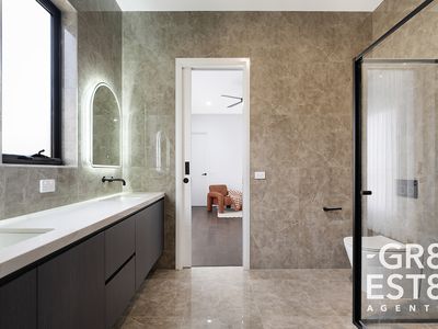 5 Lewin Court, Botanic Ridge