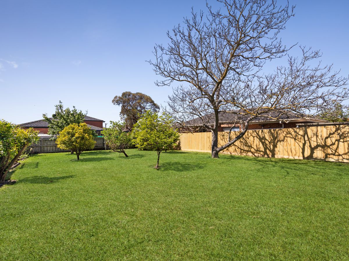 991  Heatherton Road, Springvale