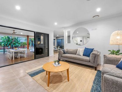 14 Darling Terrace, Wakerley