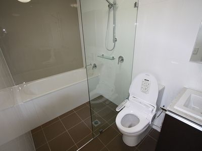 A708 / 40 Shoreline Drive, Rhodes