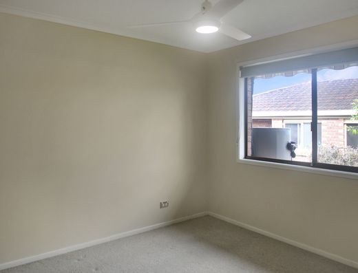 Great Family Home + Location image 8