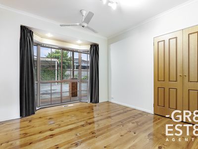 5 Debanne Court, Narre Warren