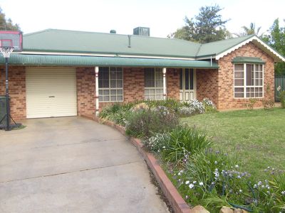 12 Gosse Avenue, Dubbo