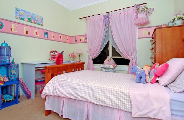 2 Wise Way, Roxburgh Park