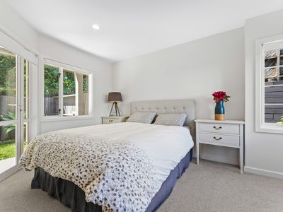 2/20 Gulf View Road, Murrays Bay