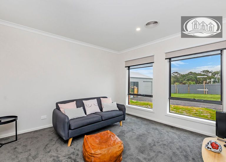 44 Murphys Road, Portland