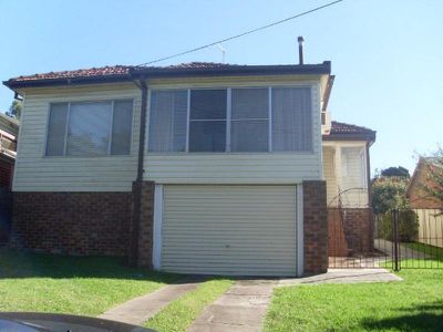 51 Dempster St, West Wollongong