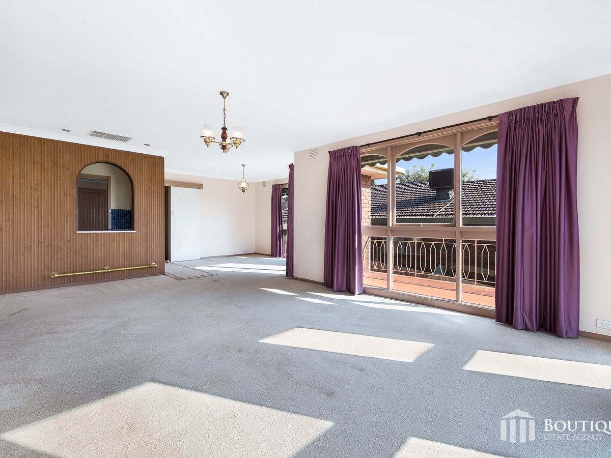 74 Petronella Avenue, Wheelers Hill