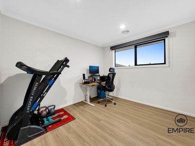 21 Tamarind Road, Cranbourne North